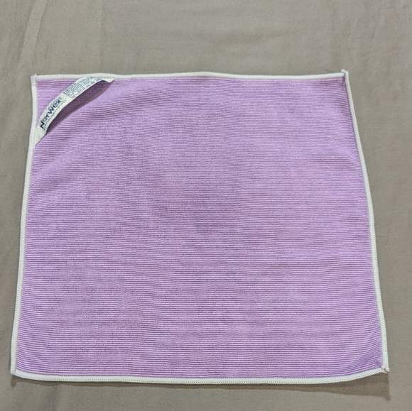 Norwex Basic Package Enviro Cloth & Window Cloth - Picture 4 of 8